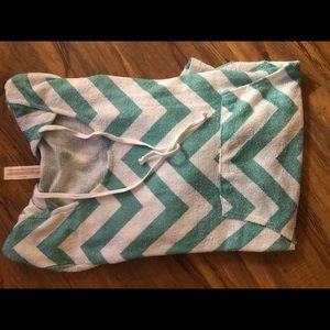 No boundaries long sleeve shirt